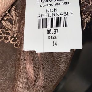 Beautiful elegant brown dress! Never worn and in great condition!